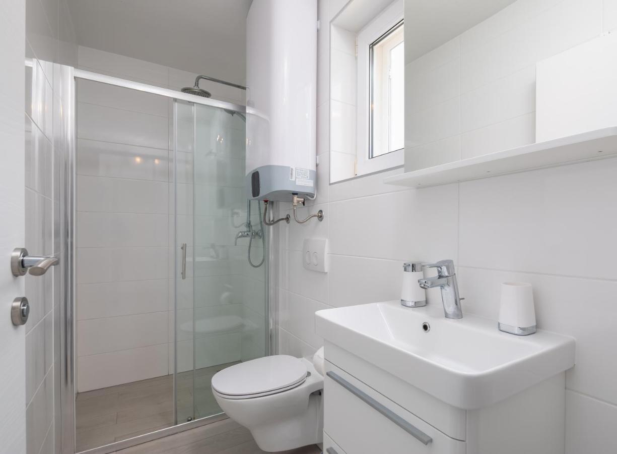 Vila Blanka Apartments Rogoznica  Kültér fotó