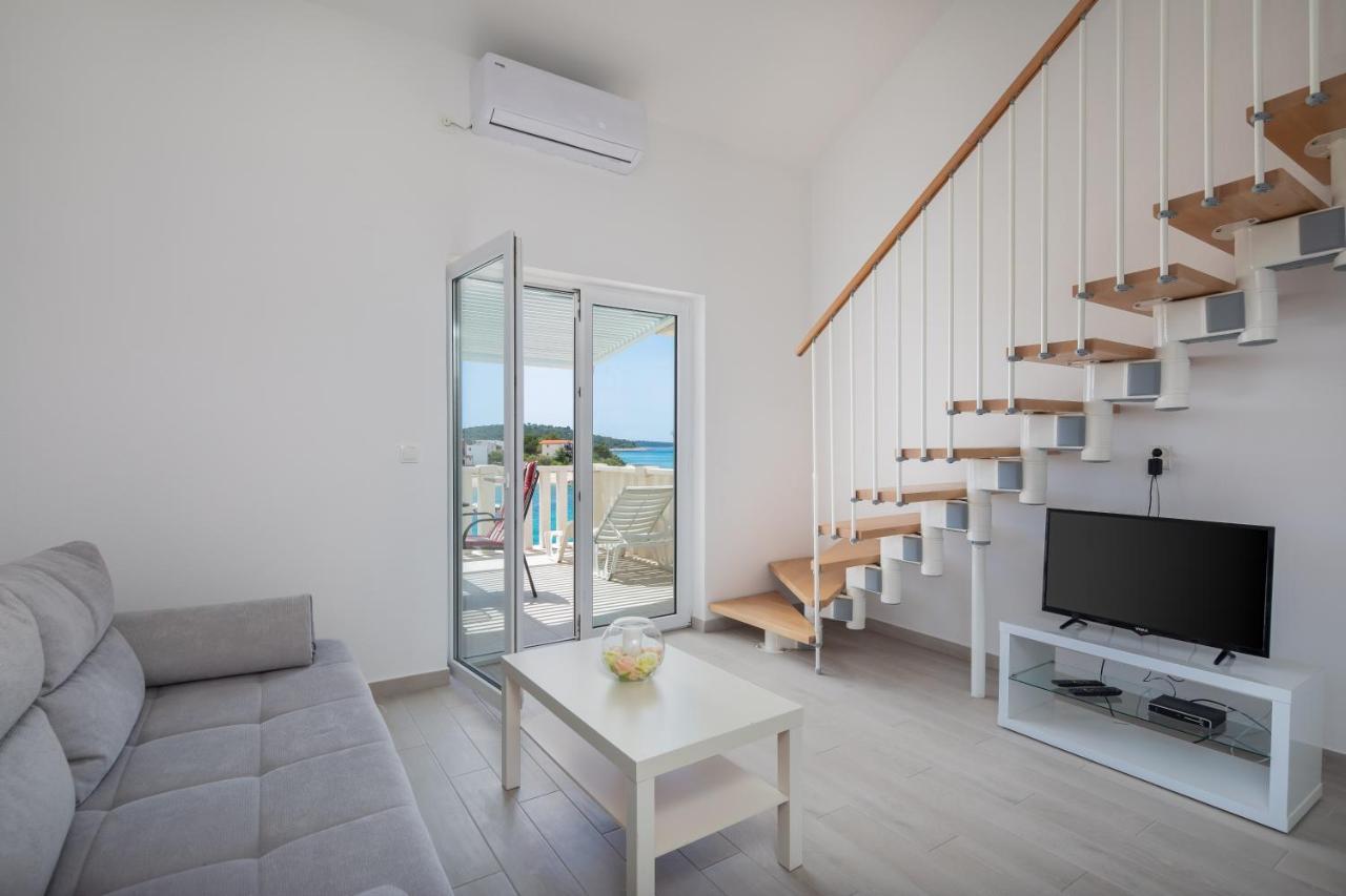 Vila Blanka Apartments Rogoznica  Kültér fotó