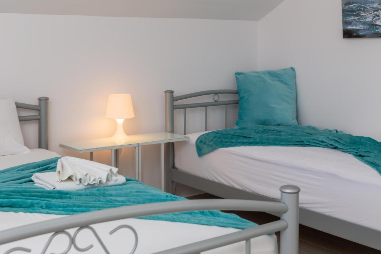 Vila Blanka Apartments Rogoznica  Kültér fotó