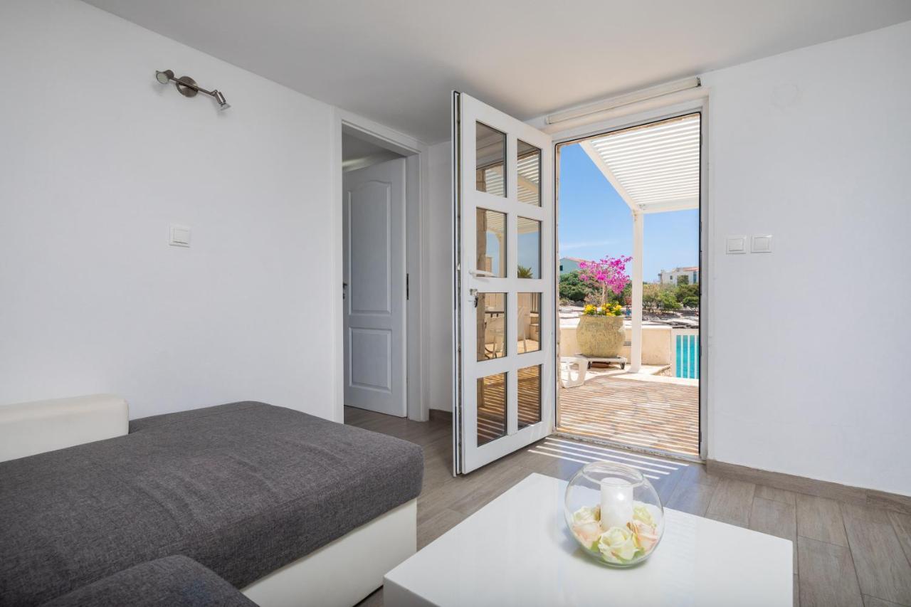 Vila Blanka Apartments Rogoznica  Kültér fotó