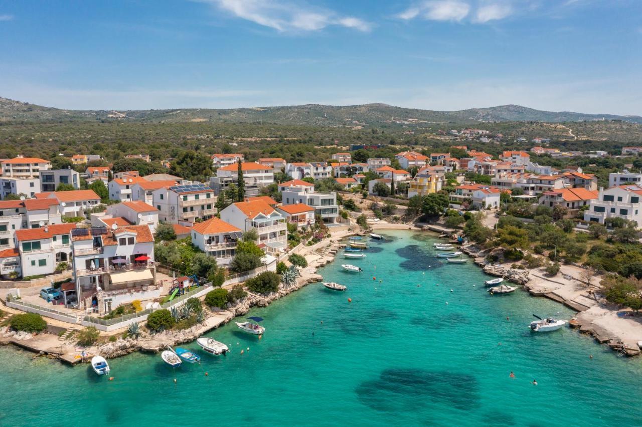 Vila Blanka Apartments Rogoznica  Kültér fotó
